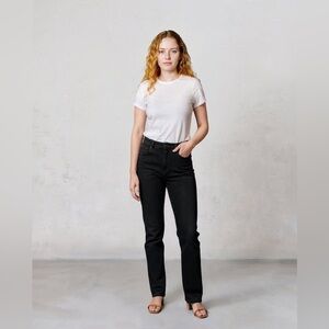 Edwin Denim Jeans Bree Stove Pipe Crop Pitch Size 27 NWT